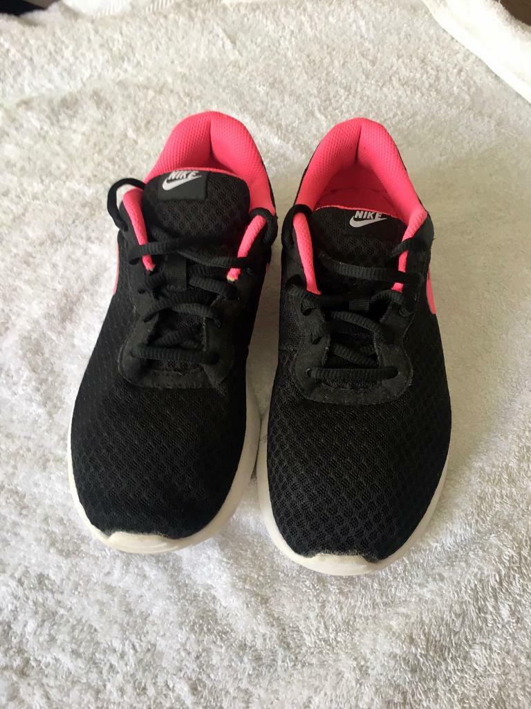 girls size 5 nike